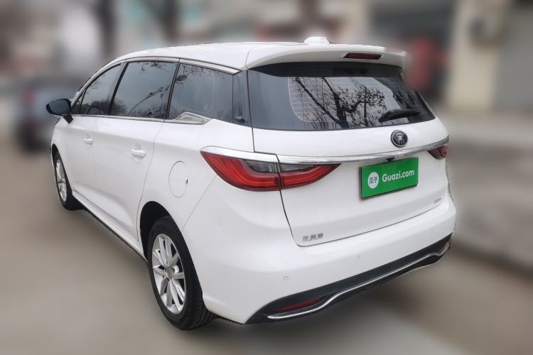 Used BYD Song MAX 2019 1.5T Manual Smart Connect Ruiyi Sunroof Model 7 Seats China VI Standard
