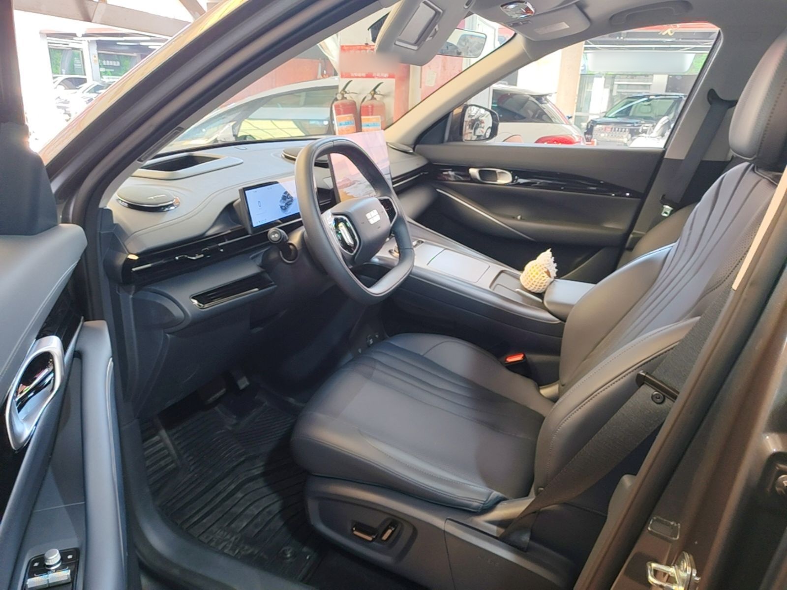 Geely Galaxy E5 2026 Model 610km Exploration+ Edition — снимка 17