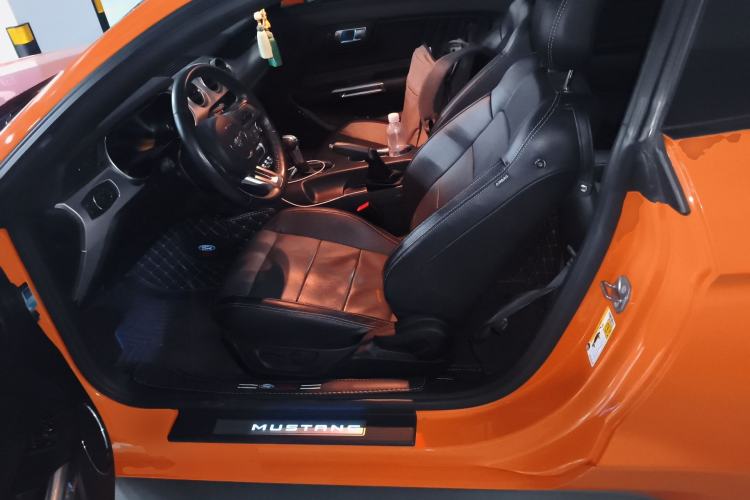 Used Ford Mustang 2019 2.3L EcoBoost
