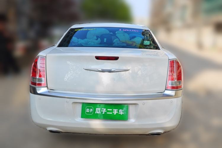 Used Chrysler 300C 2012 3.6L Luxury Edition