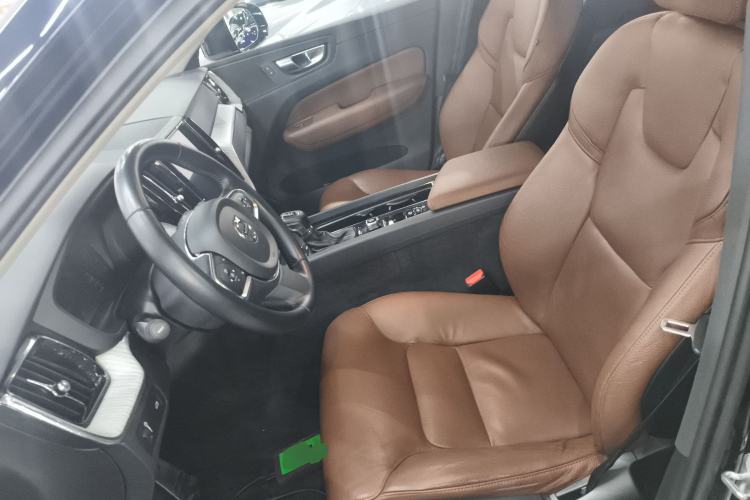 Used Volvo XC60 2019 T5 4x4 Smart Edition China VI Standard