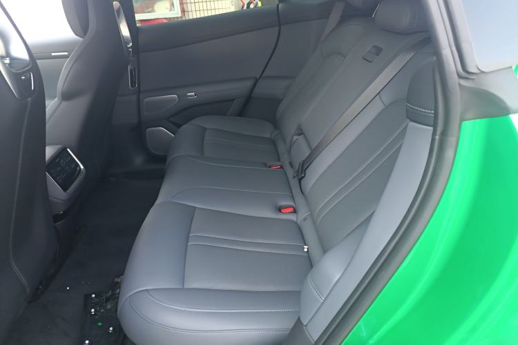 Used Xiaomi Auto YU7 2025 Ultra-Long Range Rear-Wheel Drive Version
