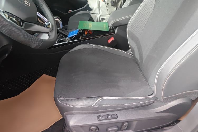 Used Volkswagen Passat 2024 380TSI Starry Dragon Edition Left Front Seat