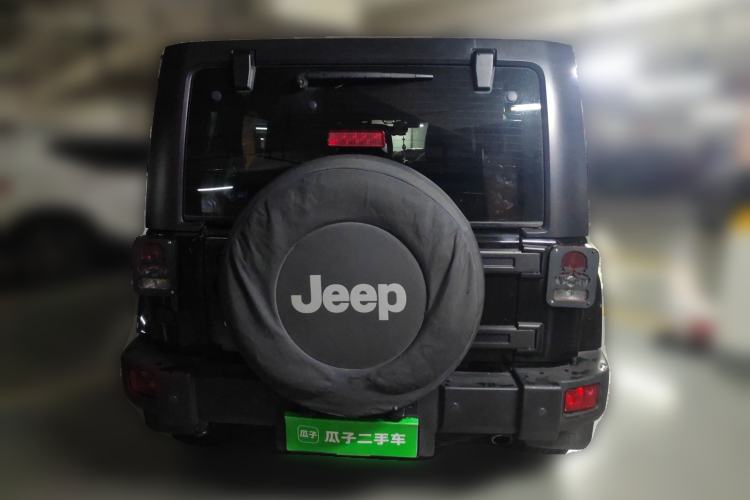 Used Jeep Wrangler 2012 3.6L Sahara Four-Door Edition
