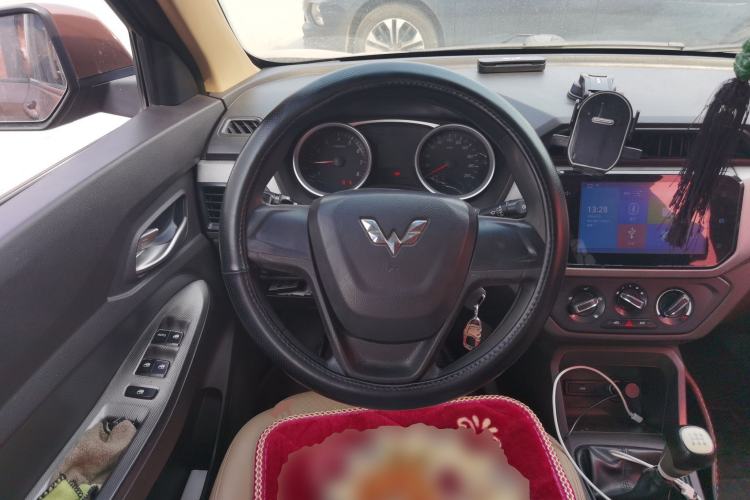 Used Wuling Hongguang 2018 1.5L S Comfort Model L2B