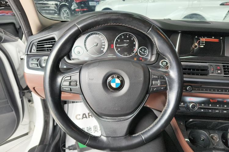 Used BMW 5 Series 2017 520Li Elegant Edition
