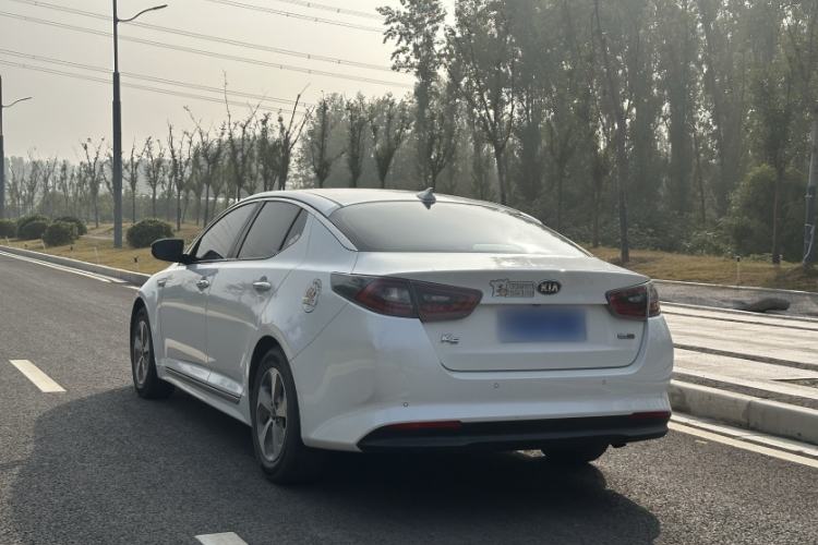 Used Kia K5 2014 2.0L Hybrid Luxury Edition