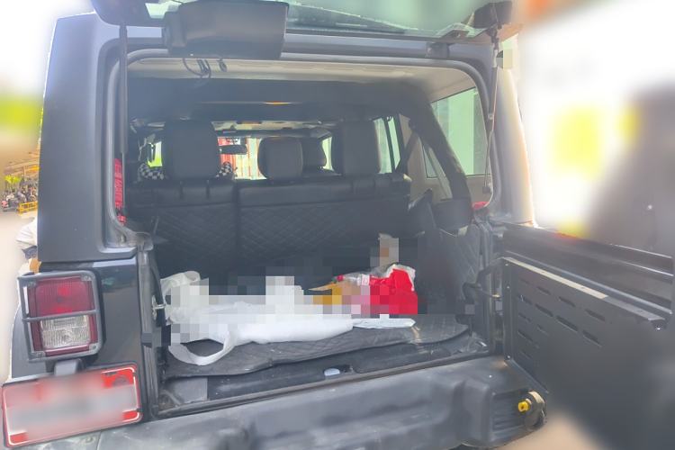 Used Jeep Wrangler 2015 3.6L Rubicon Four-Door Comfort Edition
