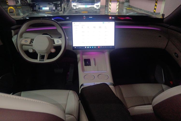 Used Xiaomi Auto YU7 2025 Ultra-Long Range All-Wheel Drive Pro Version
