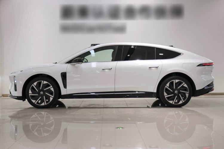 Used Nio ET9 2025 100 kWh