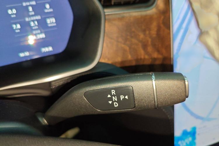 Used Tesla Model S 2019 Long-Range Version
