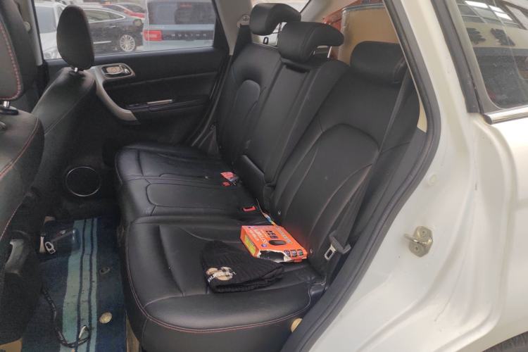 Used Haval H6 2016 Upgraded Model 1.5T Manual Two-Wheel Drive Urban Version