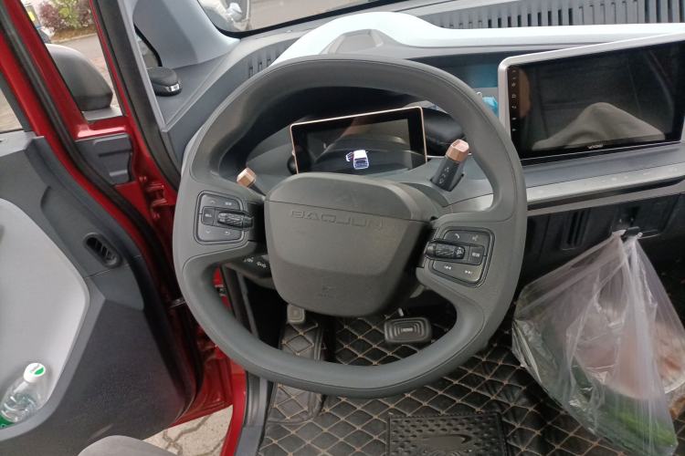 Used Baojun E200 2018 Intelligent Driving Edition Steering Wheel