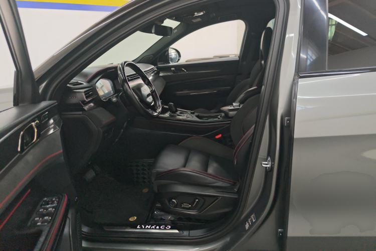 Used Lynk & Co 05 2020 2.0TD Four-Wheel Drive HypeHalo
