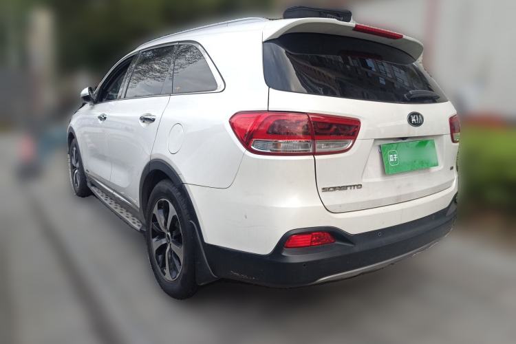 Used Kia Sorento 2015 Sorento L 2.4L Gasoline 4WD Elite Edition 5 Seats China IV Standard
