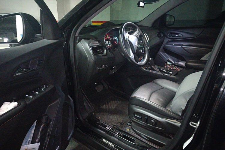 Used Chevrolet Equinox 2018 RS 550T Automatic All-Wheel-Drive Boundary Edition
