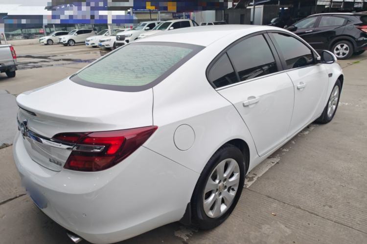 Used Buick Regal 2014 2.0L Leading Fashion Edition Rear Right 45 Deg