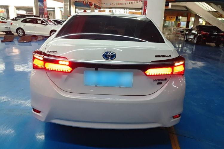 Used Toyota Corolla 2017 Revised Dual-Engine 1.8L E-CVT Leading Edition