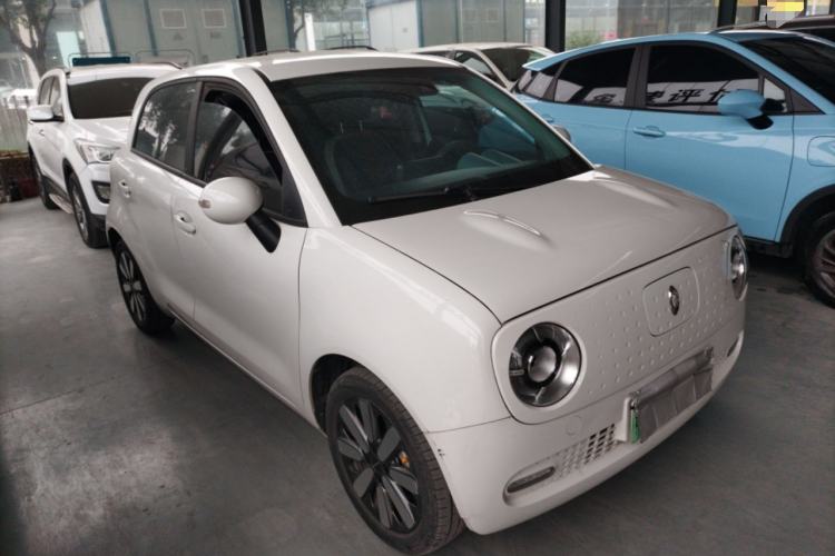 Used ORA Black Cat 2021 351 km Luxury Version Front Right 45 Deg