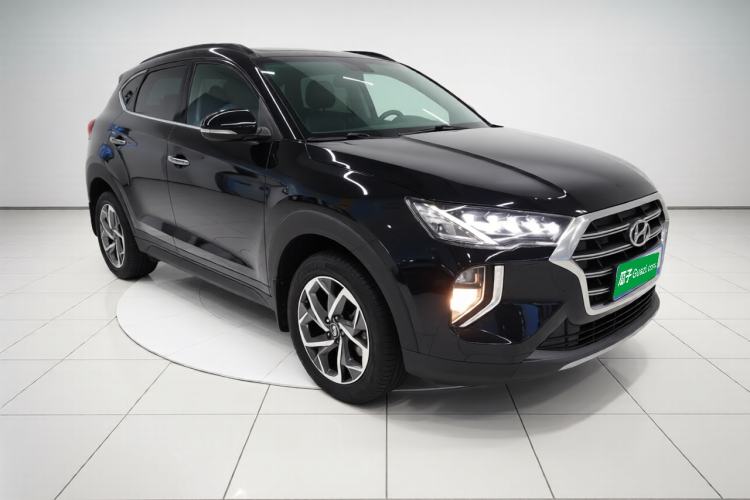 Used Hyundai Tucson 2019 280TGDi Dual-Clutch Two-Wheel Drive Fashion Edition China VI Standard