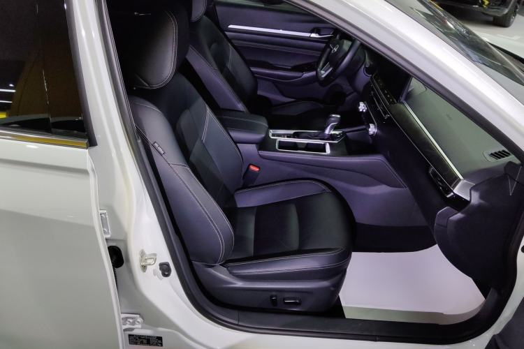 Used Nissan Teana 2022 2.0L XL-TLS Enjoyment Edition
