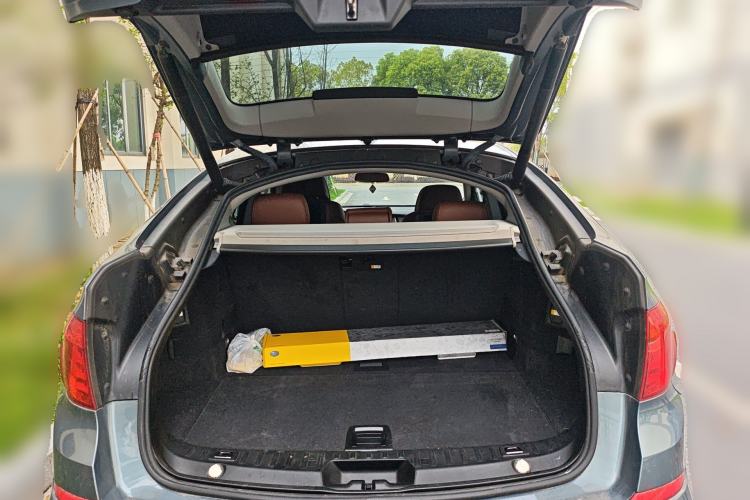 Used BMW 5 Series GT 2013 535i Luxury Edition Trunk