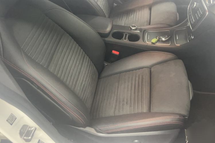 Used Mercedes-Benz CLA 2018 CLA 220 4MATIC Right Front Seat