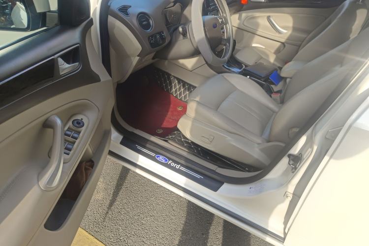 Used Ford Mondeo 2011 2.0L GTDi 200 Fashion Edition