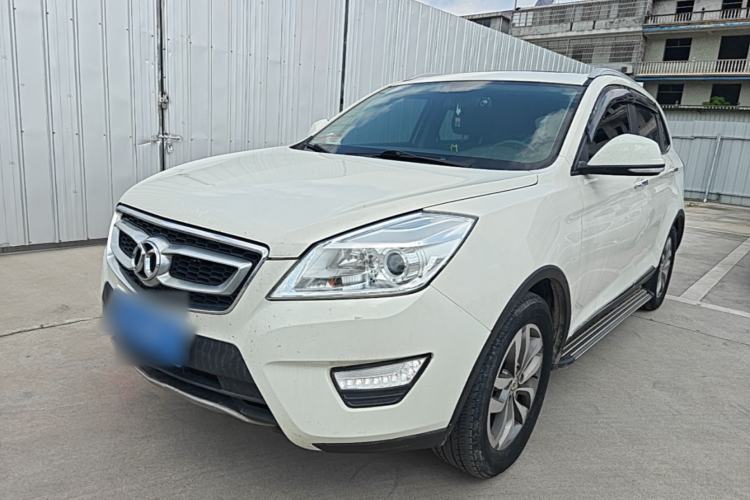 Used BAIC Senova X65 2015 2.0T Automatic Elite Model