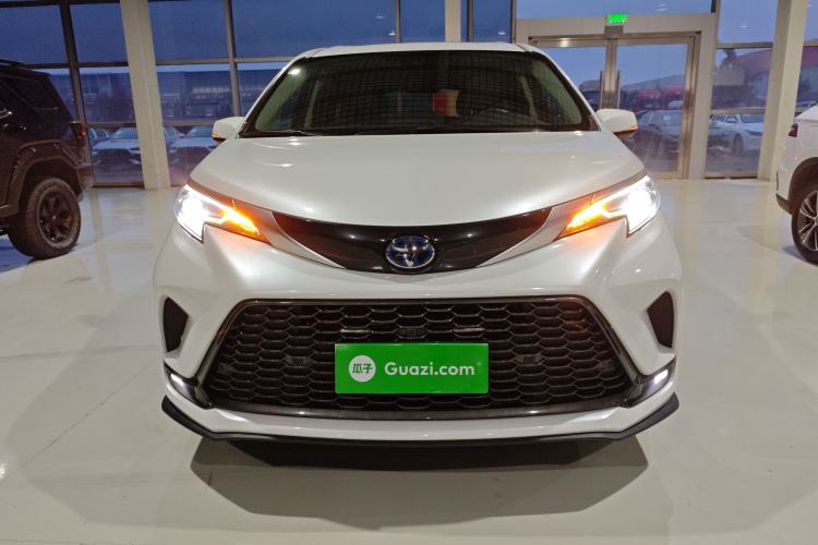 Used Toyota Granvia 2023 2.5L Hybrid Prestige PLUS Edition