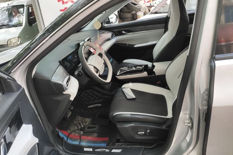 Used Dongfeng Aeolus Mage 2023 DH-i 1.5T Luxury Edition
