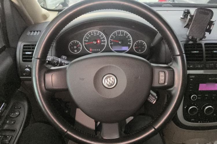 Used Buick GL8 2014 2.4L Executive Edition