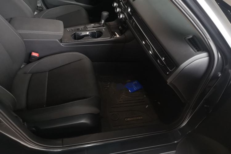 Used Honda Civic 2022 240TURBO CVT Dynamic Edition
