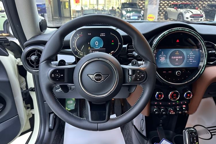 Used MINI MINI 2023 2.0T COOPER S Artist