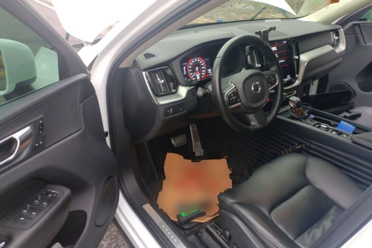 Used Volvo XC60 2019 T5 4x4 Smart Edition China V Standard