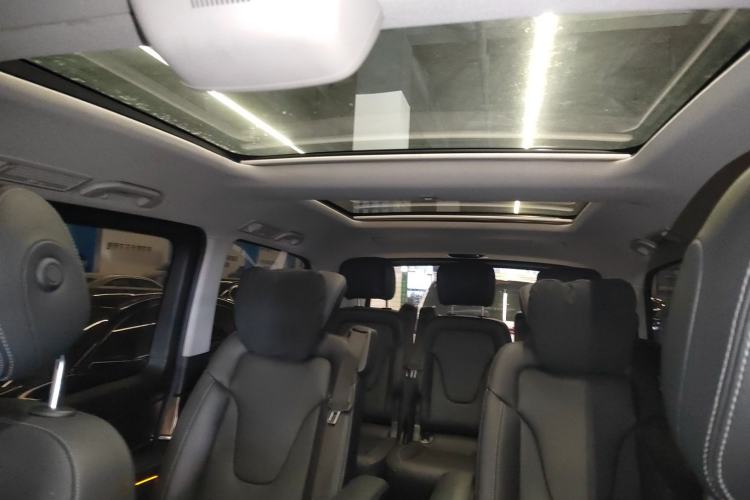 Used Mercedes-Benz V-Class 2021 V 260 Prestige Edition