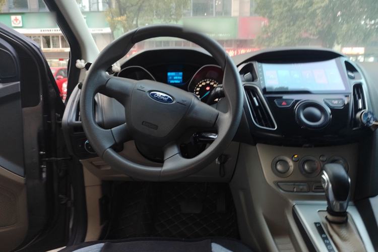 Used Ford Focus 2012 Sedan 1.6L Automatic Comfort Model