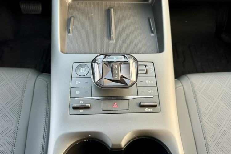 Used BYD Qin PLUS 2025 DM-i Smart Drive 55KM Leading Model
