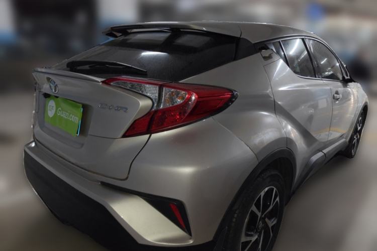 Used Toyota C-HR 2020 2.0L Leading Edition Rear Right 45 Deg
