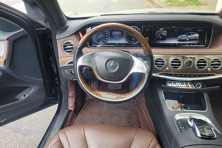 Used Mercedes-Benz S-Class 2014 S 400 L HYBRID Steering Wheel