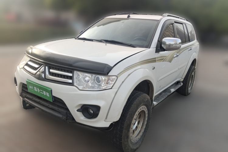 Used Mitsubishi Pajero Sport 2013 3.0L Automatic 4x4 Executive Edition