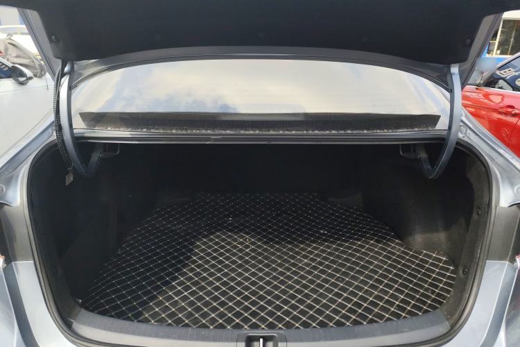 Used Toyota Corolla 2021 Dual-Motor 1.8L E-CVT Elite Edition
