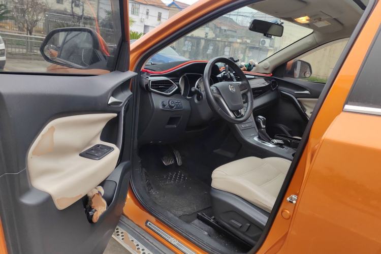 Used MG GS 2015 2.0TGI TST Luxury Edition Driver Seat