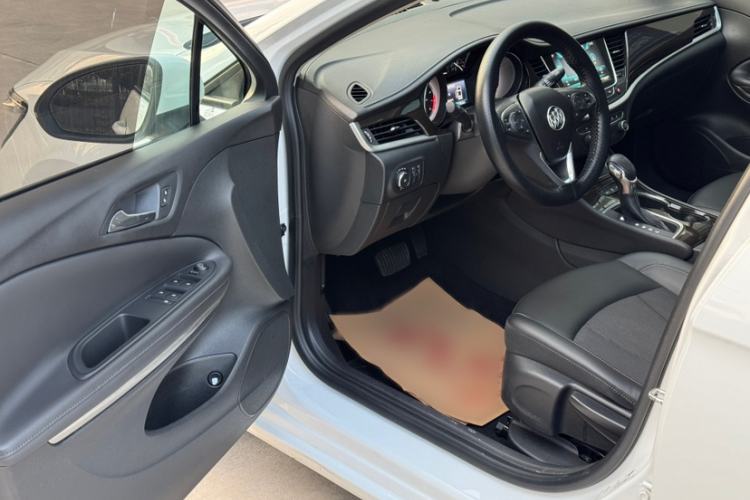 Used Buick Verano 2018 Sedan 20T Dual-Clutch Leading Model
