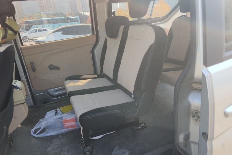 Used Kuayue Kuayue Xing V5 EV 2021 Luxury 6-Seater Passenger Bus with Lingdian System
