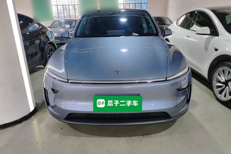 Used Tesla Model Y 2025 Rear-Wheel-Drive Version