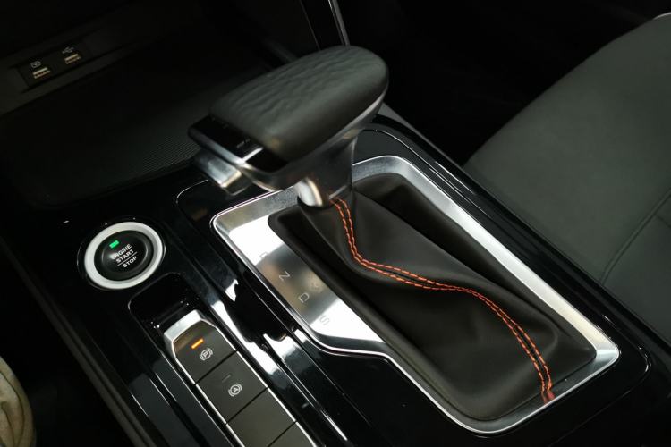 Used Baojun RC-6 2019 1.5T CVT 24-Hour Online Prestige Edition