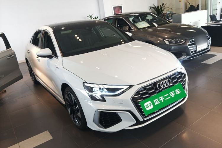 Used Audi A3 2024 A3L Limousine 35 TFSI Fashion Sport Model Front Right 45 Deg