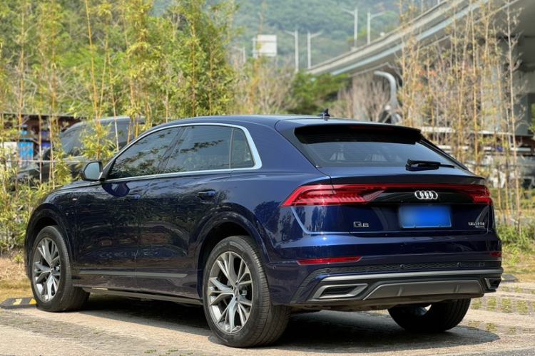 Used Audi Q8 2019 55 TFSI Luxury Dynamic Model
