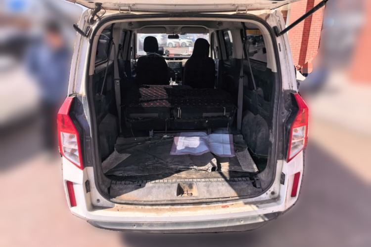 Used Wuling Zhengcheng 2021 1.5T Manual Comfort Version Trunk